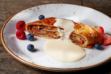 Image showing apple strudel