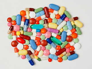 Image showing Pills on white