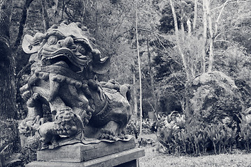 Image showing Bronze lion statue