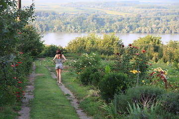 Image showing Walking woman