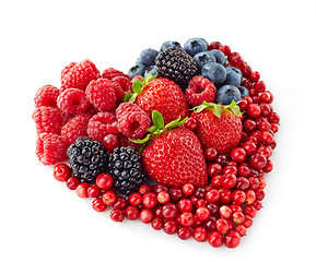 Image showing heart shape of fresh berries