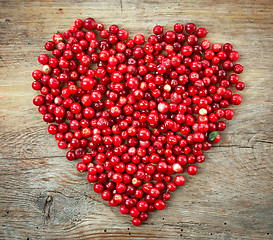 Image showing heart shape of fresh berries