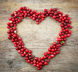 Image showing heart shape of fresh berries