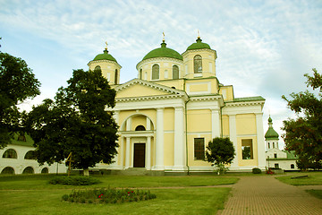 Image showing Architecture of a monastery in Novhorod-Severskyi