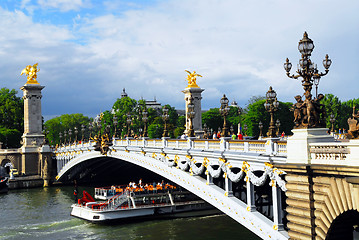 Image showing Pont Alexander III