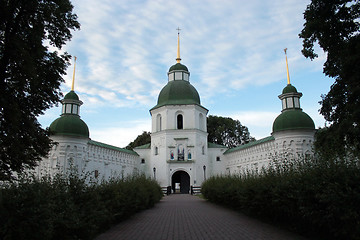 Image showing Architecture of a monastery in Novgorod-Severskiy