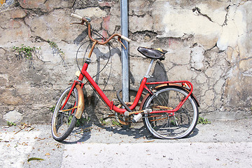 Image showing Old rusty bicycle