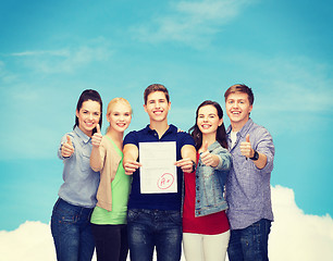 Image showing group of students showing test and thumbs up