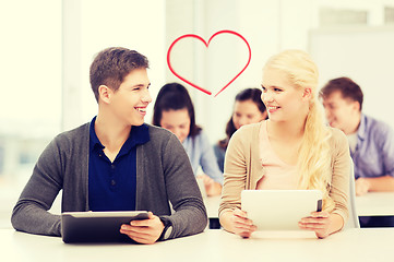 Image showing students looking at tablet pc in lecture at school