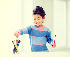 Image showing little girl drawing