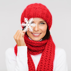 Image showing smiling young woman in winter clothes