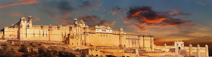 Image showing India landmark - Jaipur, Amber fort panorama