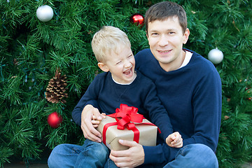 Image showing family at christmas