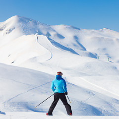 Image showing Woman skier.