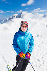 Image showing Active woman skiing.