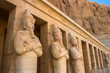 Image showing Statues of Queen Hatshepsut in Luxor (Thebes), Egypt.