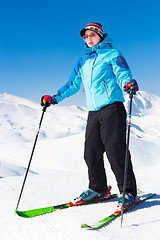 Image showing Woman skier.