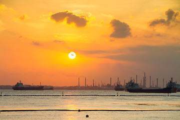 Image showing Tanker ships in front of refinery.