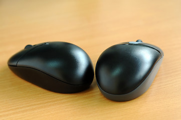 Image showing Two wireless mices