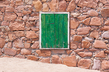 Image showing Old green window.