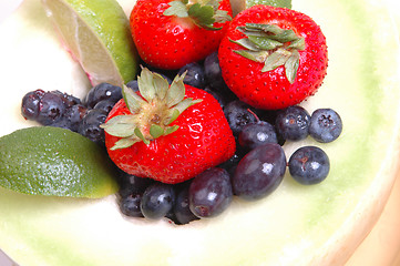 Image showing honeydew with fruit