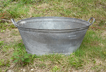 Image showing Empty tin bath 