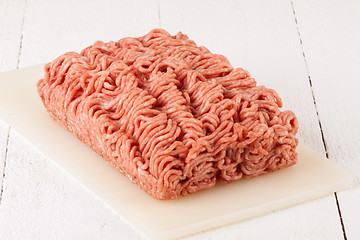 Image showing Block of commercial beef mince from a store