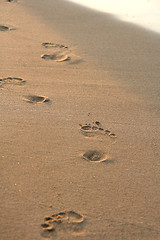 Image showing footprints on the beach