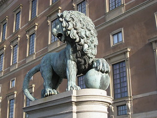 Image showing Lion statue