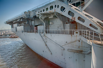 Image showing side of aricraft carrier