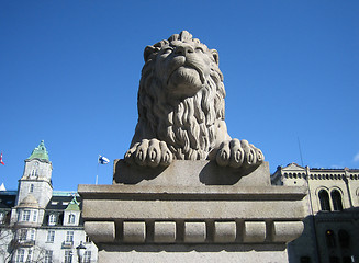 Image showing Lion statue outside the Norwegian parliament in Oslo