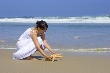 Image showing Starfish woman