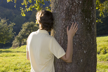 Image showing Woman and tree