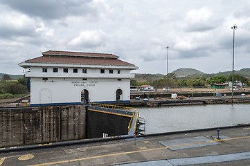 Image showing Panama Canal, Miraflores locks.