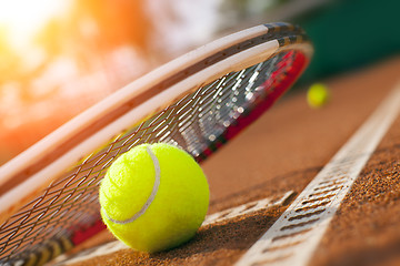 Image showing tennis ball on a tennis court