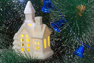 Image showing Beautiful ornament for a Christmas fir-tree: lodge with windows 