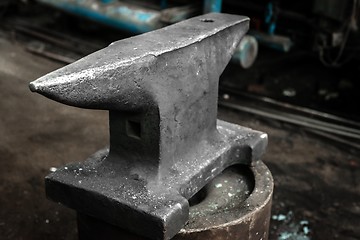 Image showing Steel anvil in a factory