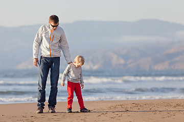 Image showing family at californian beach