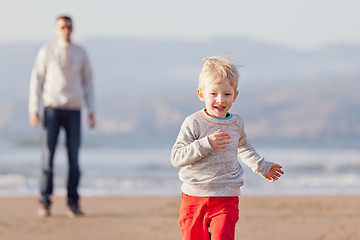 Image showing family at californian beach