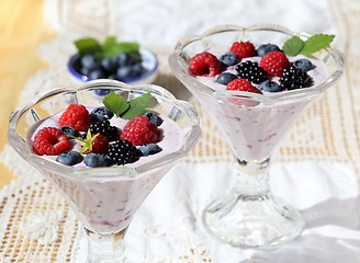 Image showing Fruit dessert