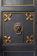 Image showing Lion door knocker