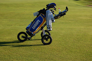 Image showing Golfbag on cart