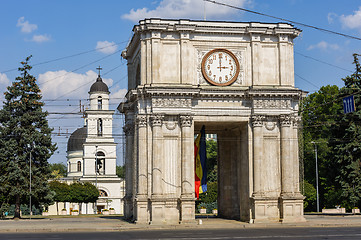 Image showing Triumphal Arch in Chisinau, Moldova