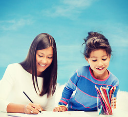 Image showing mother and daughter drawing