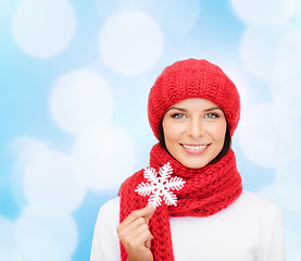 Image showing smiling young woman in winter clothes