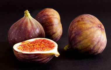 Image showing Figs