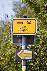 Image showing bike sign and tourist directorz