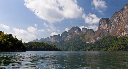 Image showing Chiew Lan Lake (Rajjaphapa Dam), Thailand