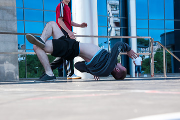 Image showing Dancer-guy amateur Break-dance