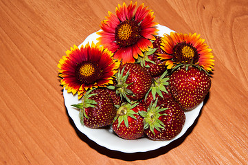 Image showing Strawberry and flower